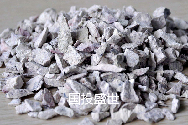 沸石可應用于天然合成草皮混合物-國投盛世