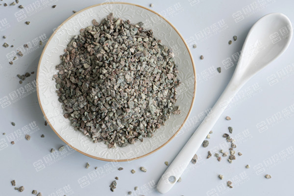 沸石在土地修復和水處理中的作用