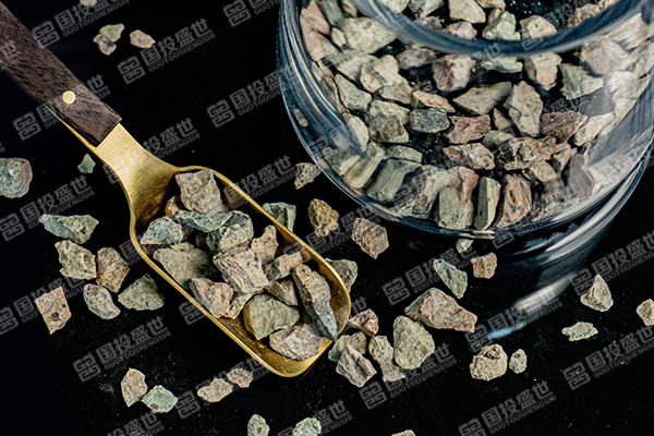 為什么說沸石是一種優秀的天然納米材料？